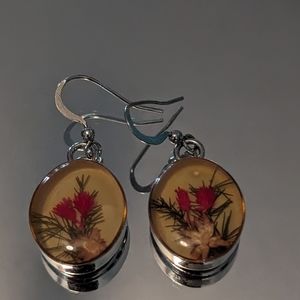 Vintage enamel resin dried flower earrings